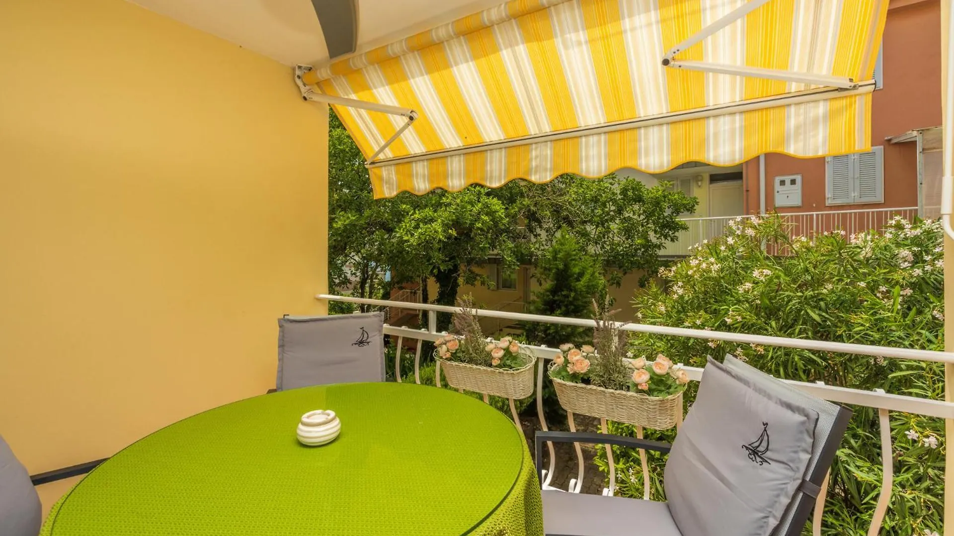 Apartment Ferienwohnung Tami Selce Kroatien